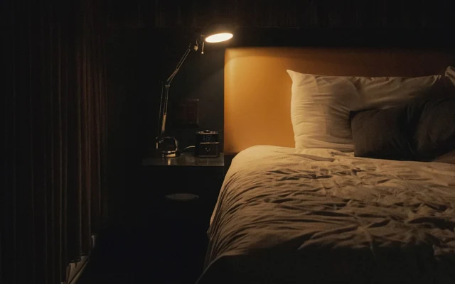 Lo que debes saber sobre la iluminación ideal de un dormitorio 