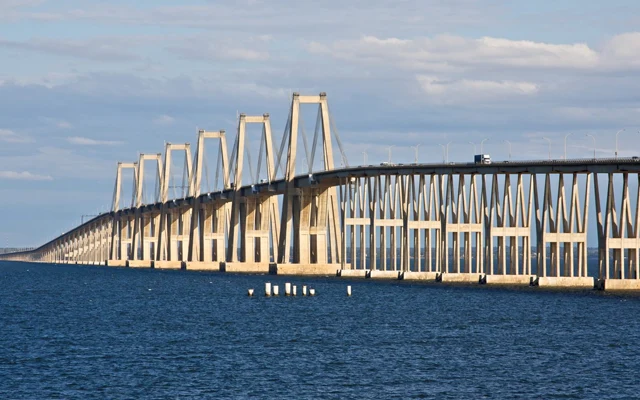 Pickens se posiciona con sus protectores de voltajes en el Zulia